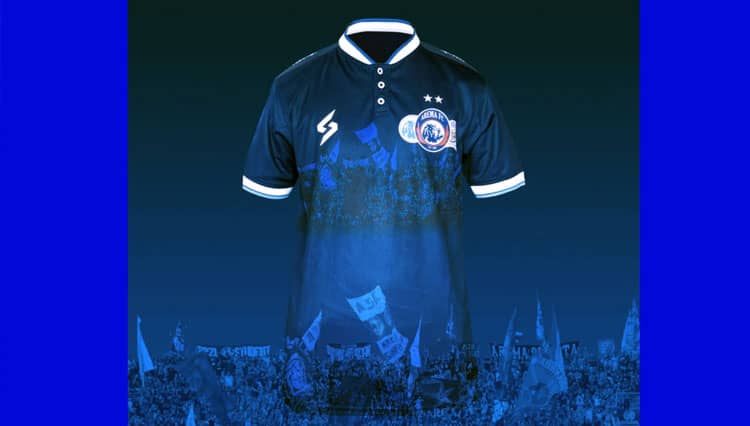 Arema FC Rangkum Perjalanannya Lewat Tiga Logo di Jersey Anniversary
