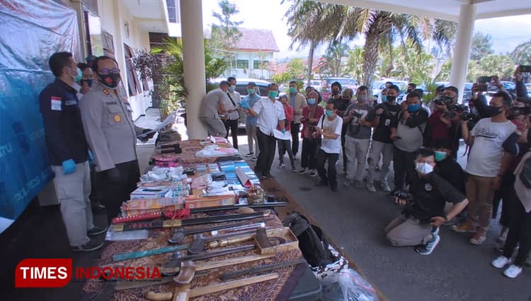 Ritual Pedang Samurai Lipat, Kuras Uang Rp 18 Milliar