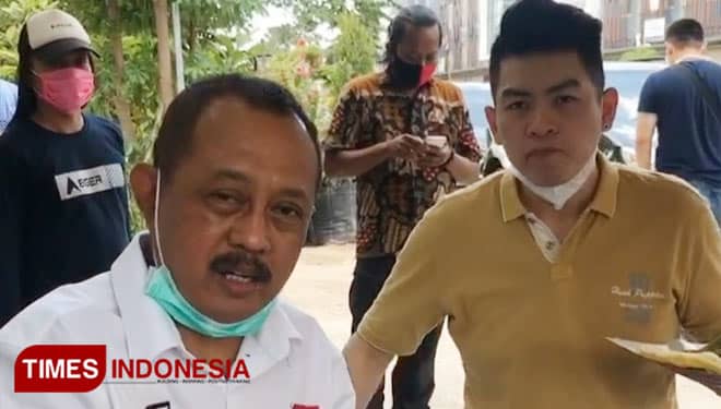 Bangkitkan Kuliner Khas Surabaya, Armuji Makan Bareng dengan Youtuber Andi Sugar