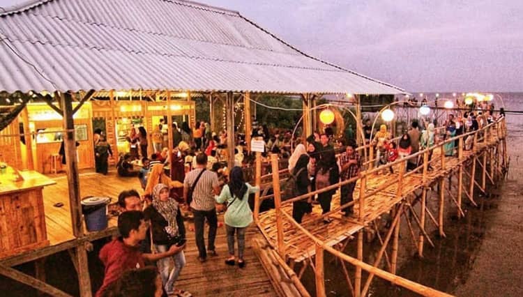 Cafe Laut Semare, Cita-Cita Kemandirian Berbalut Kenikmatan Kuliner