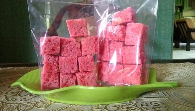 Gula Cakar, a Cute Pinky Sweetener for Your Coffee or Tea