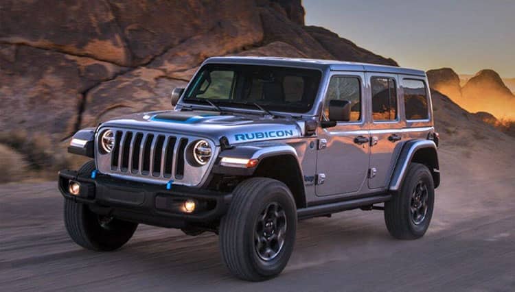 Jeep Wrangler 4xe, Mobil Listrik Siap Dipasarkan Tahun Depan