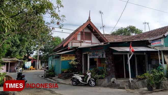 Mengenang Kejayaan Stasiun Paoman Indramayu yang Kini Tertutup Bangunan Baru