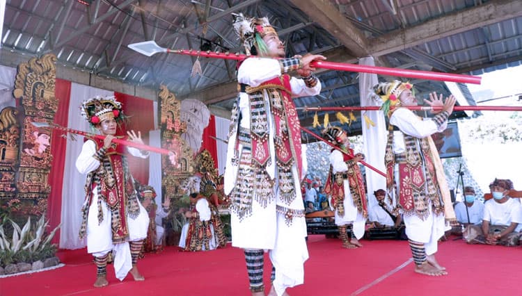 Pertamina Siarkan Pentas Abirama Budaya Bengkala dalam Jaringan
