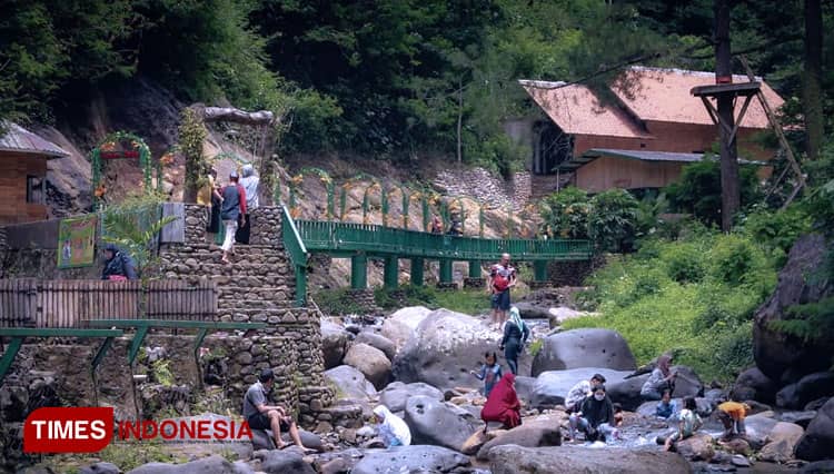 Obyek Wisata Kampung Karuhun Sumedang Pastikan Miliki Sertifikasi CHSE