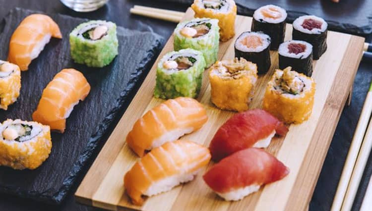 Serupa Tapi Tak Sama, Ini Perbedaan Kimbap dan Sushi