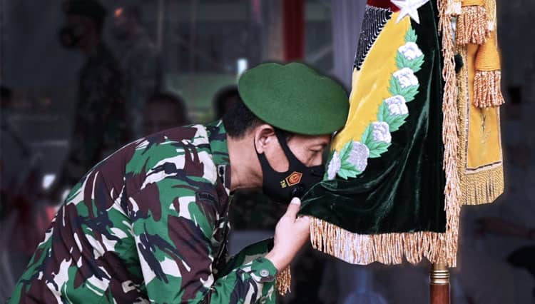 Kado Istimewa di HUT Kodam Brawijaya, Purnawira Perwira Diwisuda