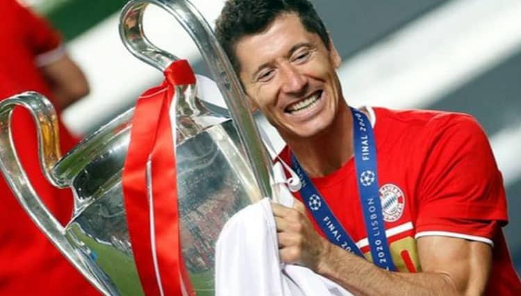 Robert Lewandowski Pemain Terbaik FIFA 2020