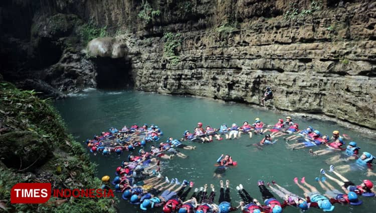 Meski Cuaca Buruk, Wisata Green Canyon Pangandaran Tetap Diminati Wisatawan