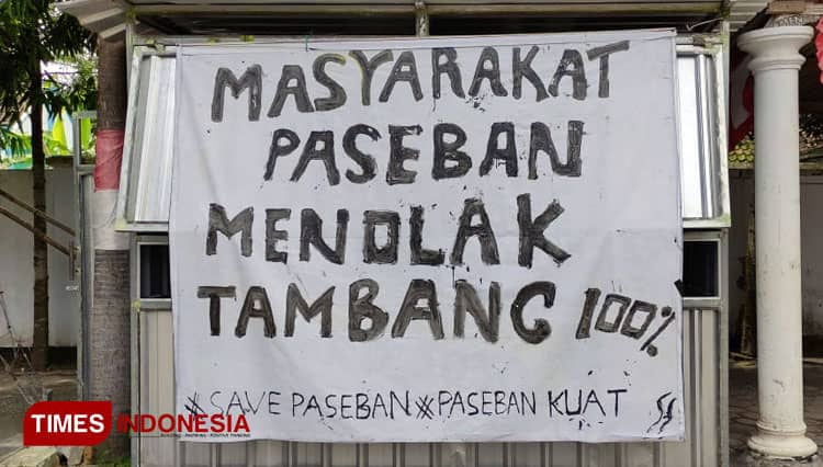 Acuhkan Peraturan Desa, Warga Desa Paseban Tegas Tolak Pertambangan Pasir Besi PT Agtika Dwisejahtera