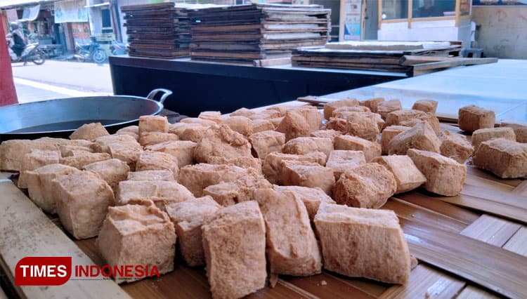 Nikmatnya Tahu Susu Khas Kuningan yang Tinggi Protein