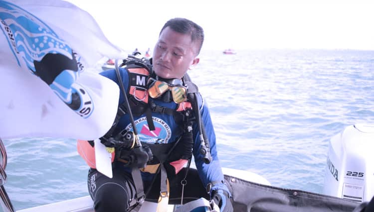 Kisah Agus Sulaiman Terbang dari Palembang sebagai Relawan Penyelam