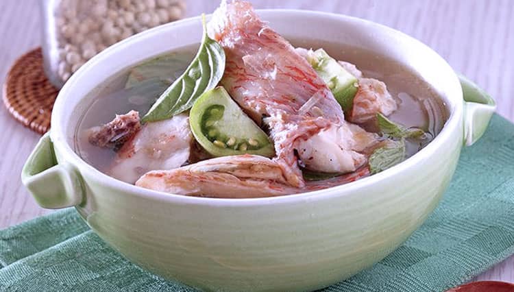 Cara Pintar Memasak Sup Ikan Anti Amis, Bumbu Harus Melimpah