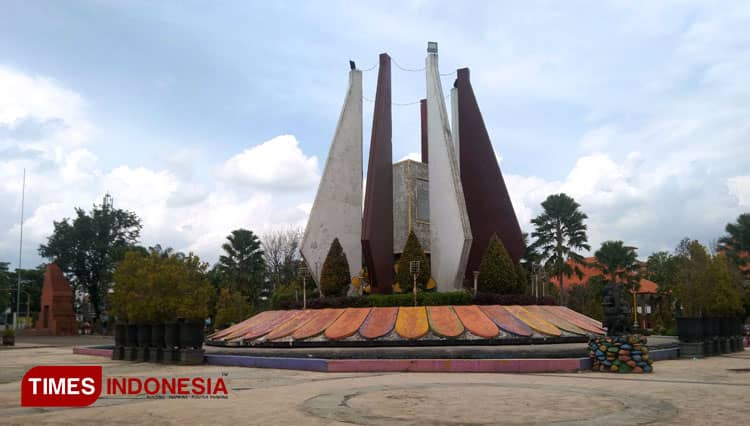 Sembilan Daya Tarik Alun-alun Kota Mojokerto, Apa Saja?