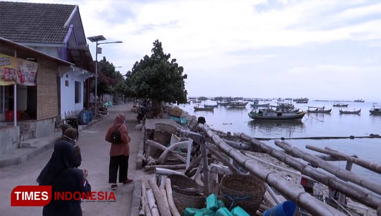 Pipa PDAM Tersangkut Jangkar, Pulau Gili Probolinggo Krisis Air Bersih