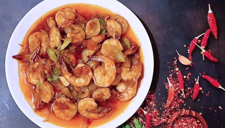 Hadirkan Udang Asam Manis ala Restoran di Meja Makan Keluarga