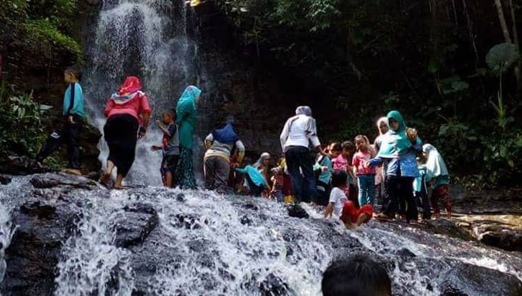 Curug Panganten dan Batu Peti, Destinasi Wisata Alam di Banjar