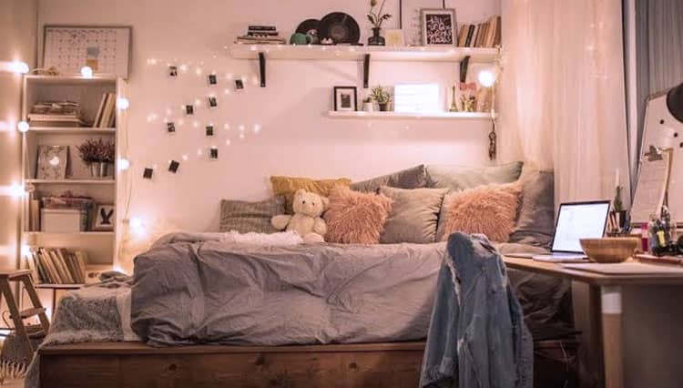Inspirasi Ornamen lucu Agar Nyaman Berada di Kamar