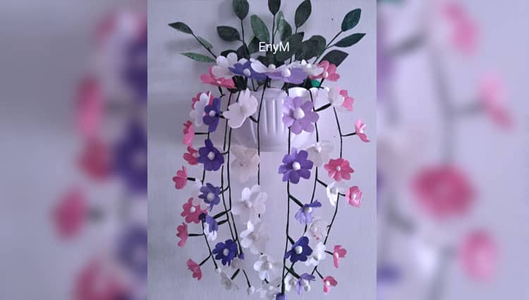 Cantiknya Hiasan dan Buket dari Bunga Kresek