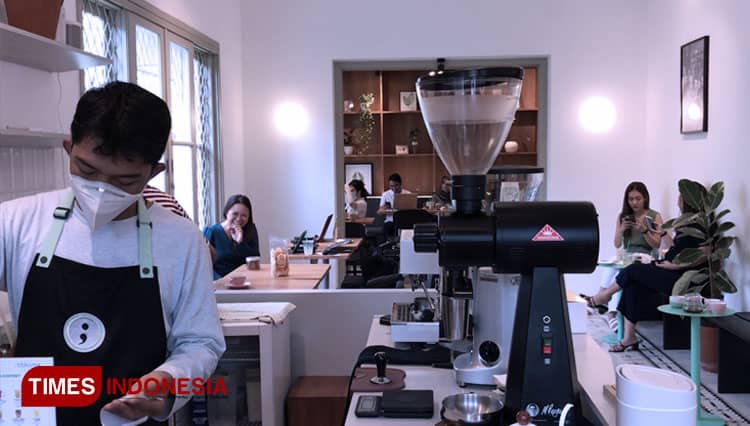 Kolaborasi Baru Kopi Titik Koma dan Soga Too untuk Milenial