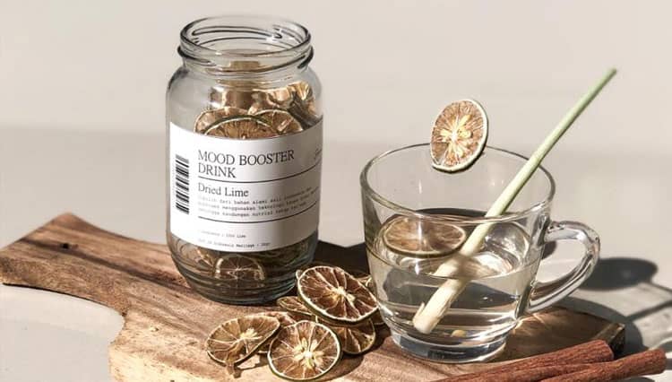 Get an Authentic Taste of Moringa Tea with Teh Daun Kelor Sinona