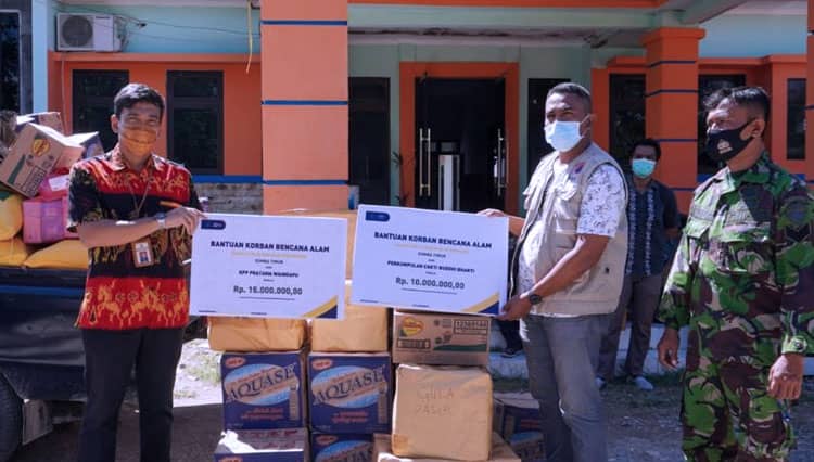 KPP Pratama Waingapu Salurkan Bantuan untuk Korban Bencana Alam di Sumba Timur