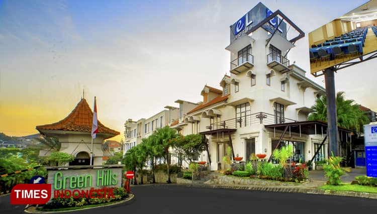 Enjoy a Super Affordable Package of Dining at éL Hotel Grande Malang