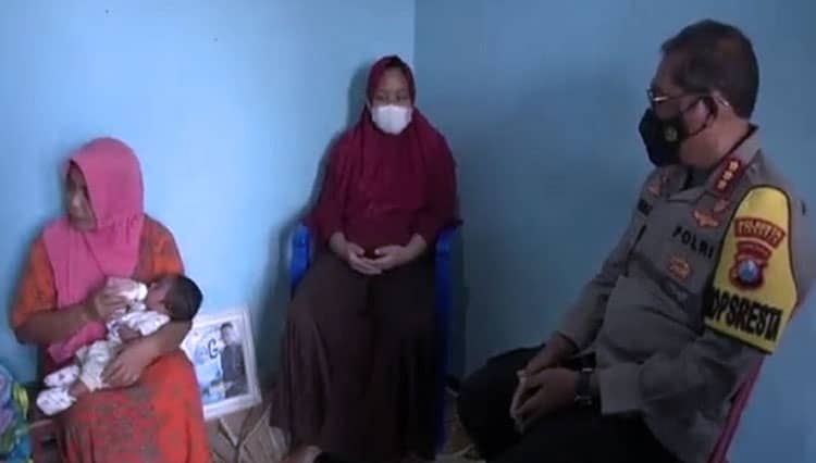 Istri Kru KRI Nanggala 402 Asal Sidoarjo Yakin Suaminya Masih Hidup