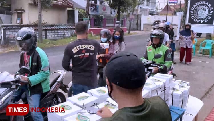 Tiadakan Touring, Komunitas Sengkuni Motor Club Yogyakarta Pilih Bagi Takjil
