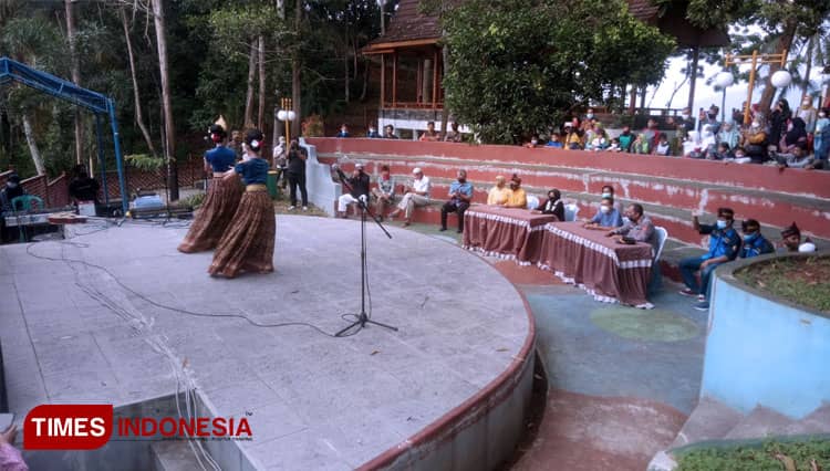 Wisata Lembah Pejamben Resmi dibuka, Wali Kota Terpesona Budaya Desa Binangun