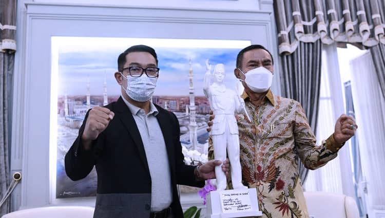 Ridwan Kamil Dukung Pemkab Ende Bangun Patung Bung Karno