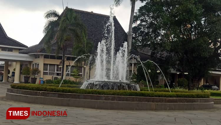 Positif Covid-19, Bupati Majalengka dan Istri Isolasi Mandiri di Rumah Dinas
