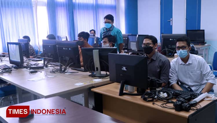 501 Tim Poltek se-Indonesia Bersaing di KMIPN, Polinema Raih Juara Umum Ketiga