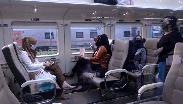 Ini Syarat Perjalanan Bagi Penumpang Kereta Api Jarak Jauh dan KA Lokal Mulai 26 Juli