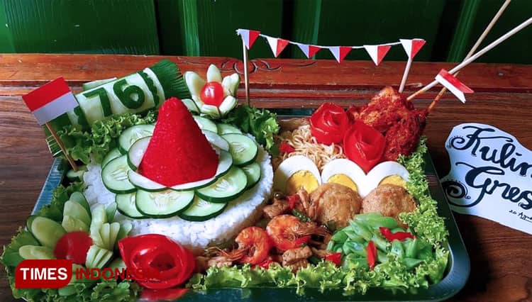 Pelaku UMKM Gresik Tingkatkan Kreativitas dengan Menghias Makanan Merah Putih