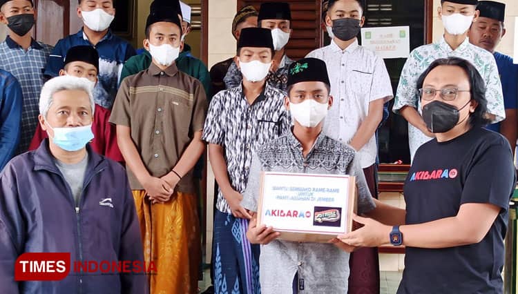 AKIBARA dan Komunitas Motor di Jember Bantu Penuhi Kebutuhan Panti Asuhan