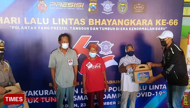 HDCI Madiun Peduli, Bagi Sembako dan Dukung Vaksinasi Tuna Wisma