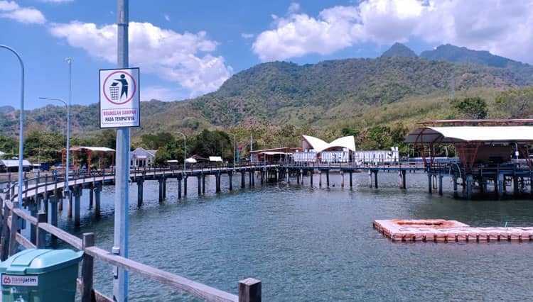 Menikmati Sensasi Keramba dan Dermaga Apung di Kampung Kerapu Situbondo