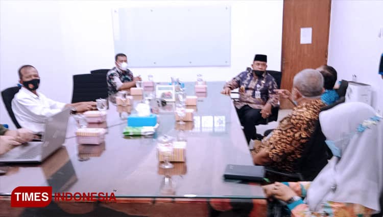 Jalin Komunikasi Intens, Wabup Kendal Kunjungi Pabrik Gula Cepiring
