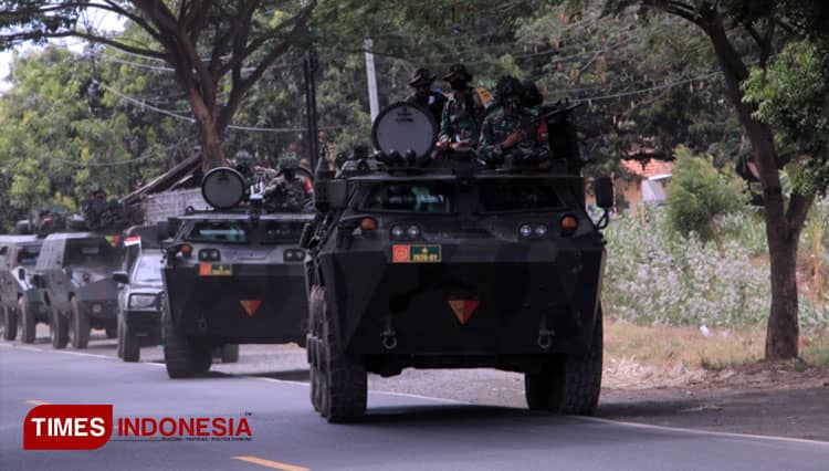Bertempur di Alas Baluran, Pasukan TNI AD Bawa Tank Leopard hingga Anoa Pindad