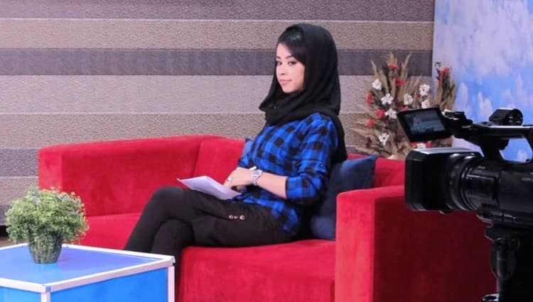 Taliban Melarang Presenter dan Jurnalis Perempuan Tanpa Mengenakan Jilbab