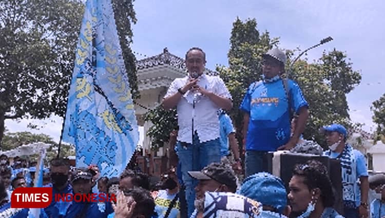 Manajemen Persela Lamongan Kerucutkan Pelatih Pengganti Iwan Setiawan
