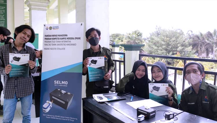 Mahasiswa Fakultas Teknik Universitas Hamzanwadi Pamerkan Karya Hasil PKKM