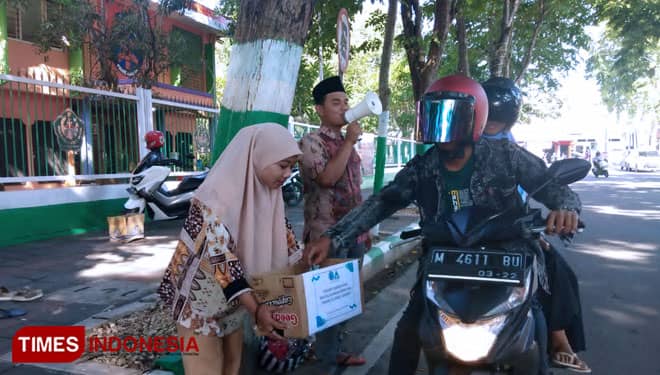 FKMSB Pamekasan Gelar Aksi Galang Dana untuk Bantu Korban Erupsi Gunung Semeru