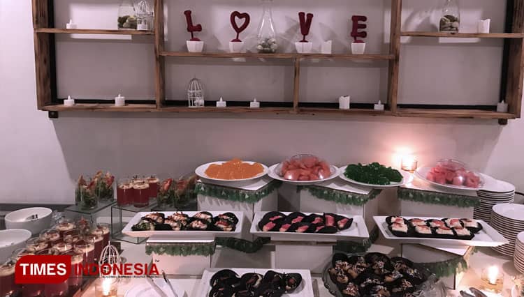Nikmati Keseruan "Daily Buffet Dinner di Whiz Prime Hotel Malang