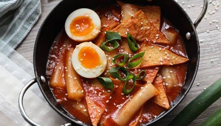 Simak, Berbagai Olahan Makanan dari Rice Paper Viral di Tiktok