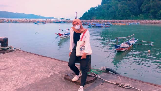 Menikmati Indahnya Senja di Dermaga Tamperan Pacitan