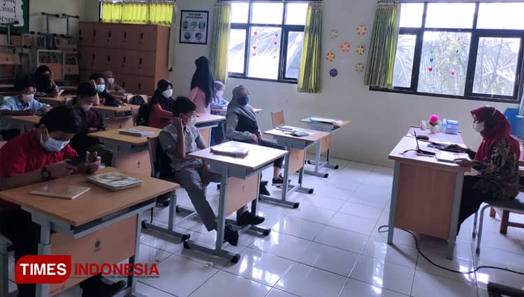 Antisipasi Penyebaran Covid-19, Dindik Lamongan Kembali Lakukan Kebijakan PTM 50 Persen