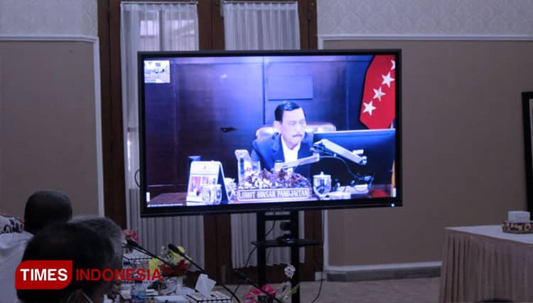 Forkopimda Cilacap Ikuti Rapat Evaluasi PPKM Jawa-Bali, Begini Paparan Menko Luhut