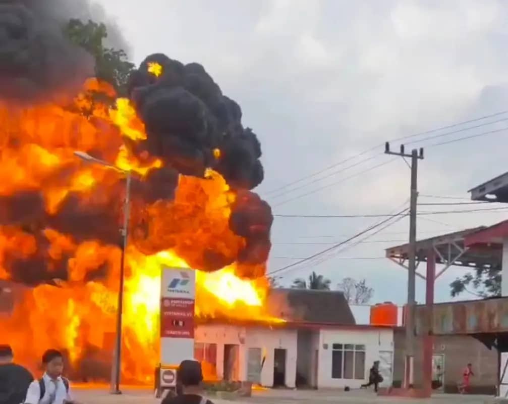 Terjadi Ledakan Saat Pertamini di Bondowoso Terbakar, Tiga Orang Terluka